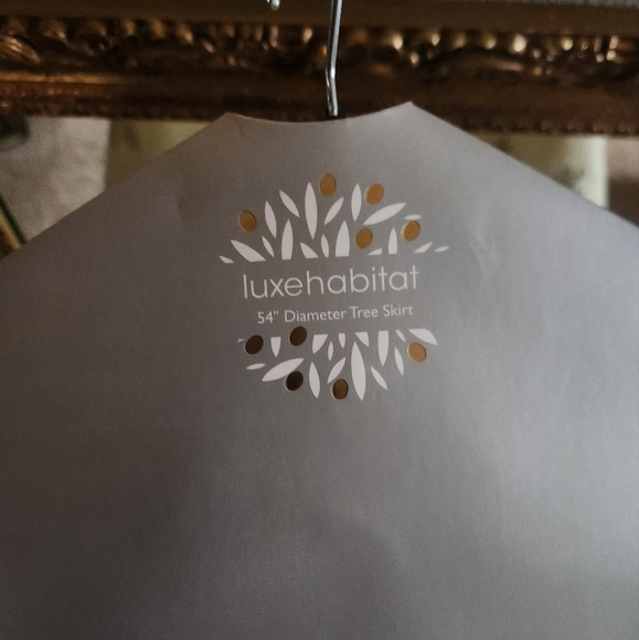 🆕️Christmas Tree Skirt - Picture 8 of 8